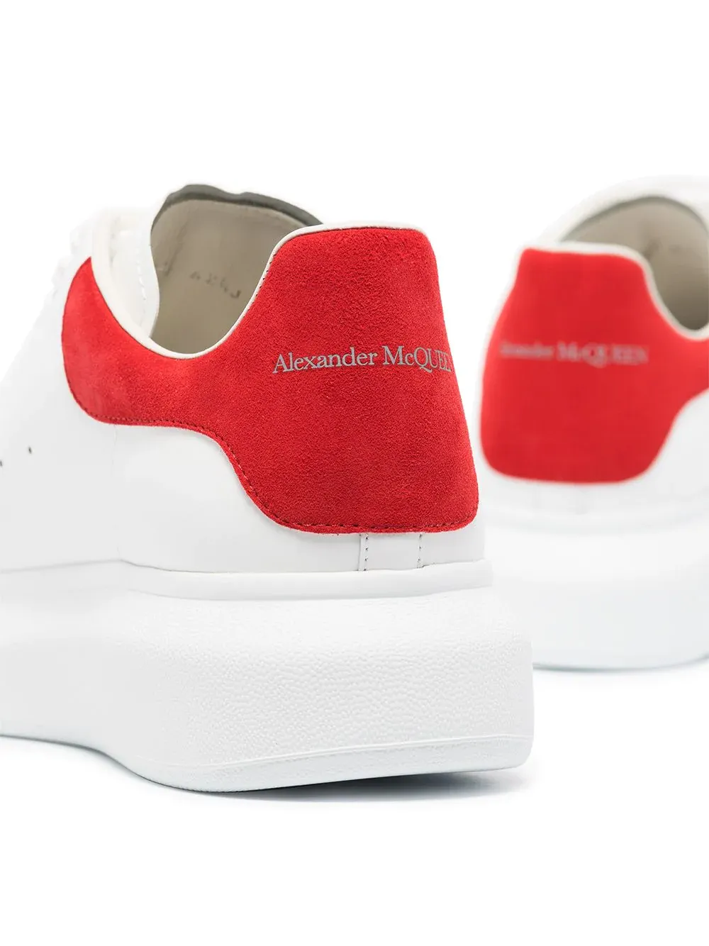 Sneakers Alexander McQueen Oversized Suede Patch alb/rosu