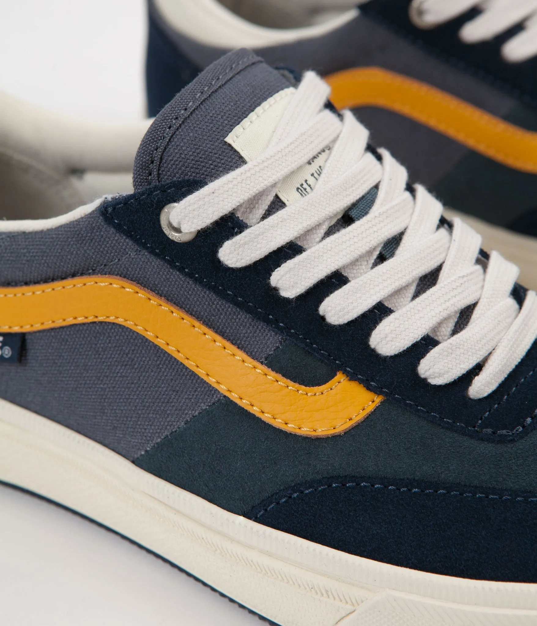 Vans Gilbert Crockett 2 Pro Shoes - Antique / Navy